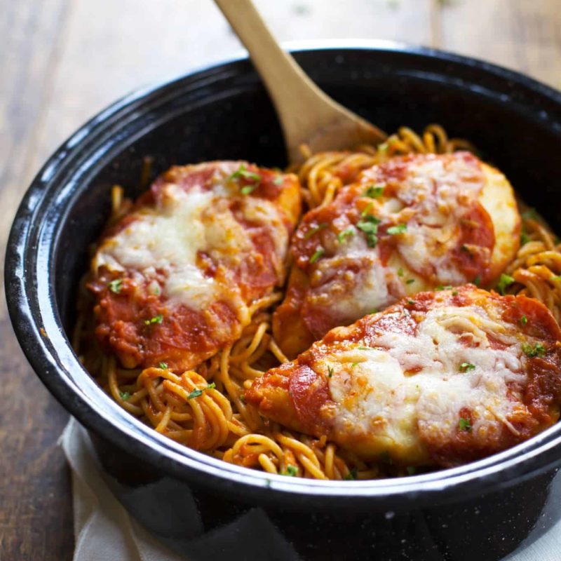 Chicken Pizzaiola - Pinch of Yum + America's Test Kitchen